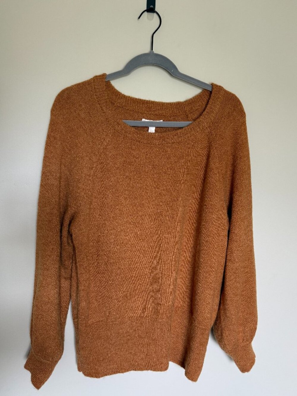 LC Lauren Conrad Rust Orange Sweater Size Large NWT Soft Knit Fall Pullover